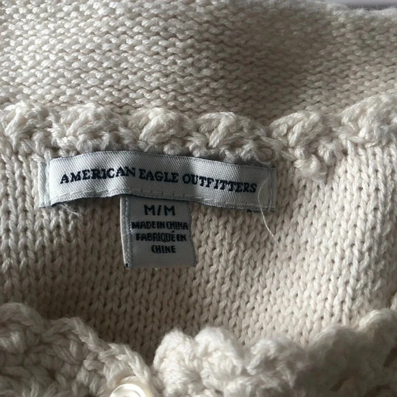 American Eagle Outfitters Crochet Cropped Tank - Picture 2 of 3